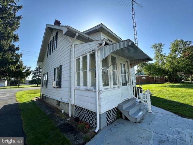 13024 SALEM AVE, Hagerstown, MD 21740