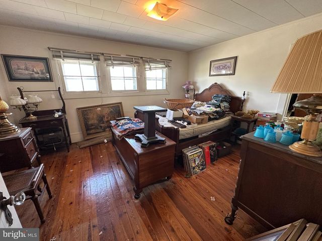 13024 SALEM AVE, Hagerstown, MD 21740
