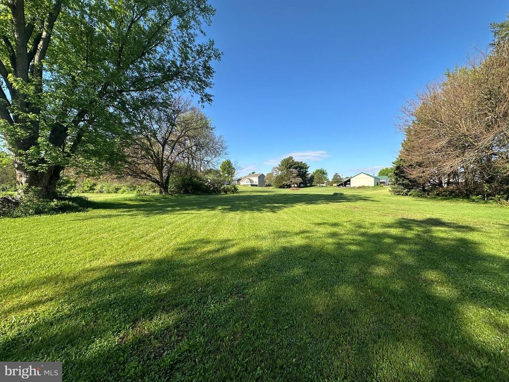 Image 24 of property listing at 13024 SALEM AVE, Hagerstown, MD 21740