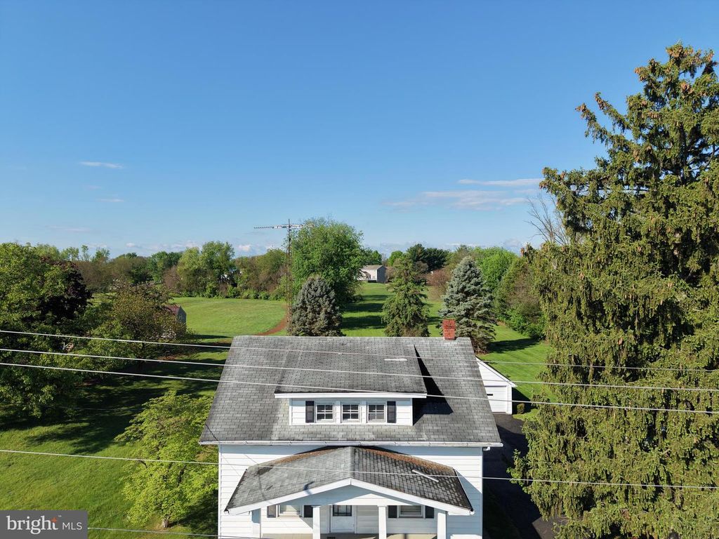 Image 27 of property listing at 13024 SALEM AVE, Hagerstown, MD 21740