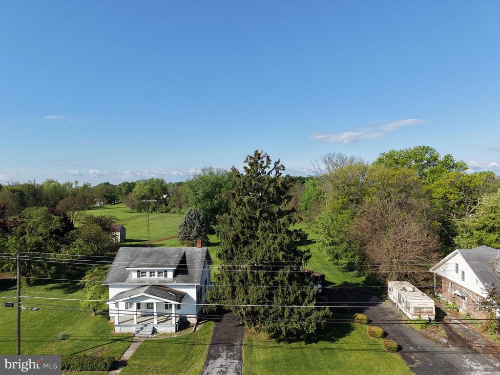 Image 32 of property listing at 13024 SALEM AVE, Hagerstown, MD 21740