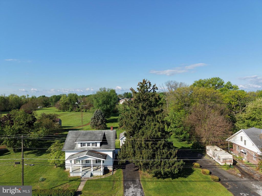 Image 33 of property listing at 13024 SALEM AVE, Hagerstown, MD 21740