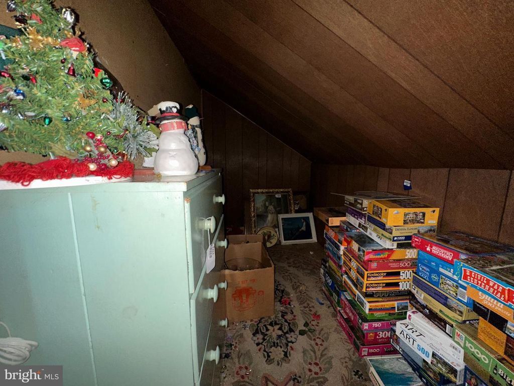 Image 64 of property listing at 13024 SALEM AVE, Hagerstown, MD 21740