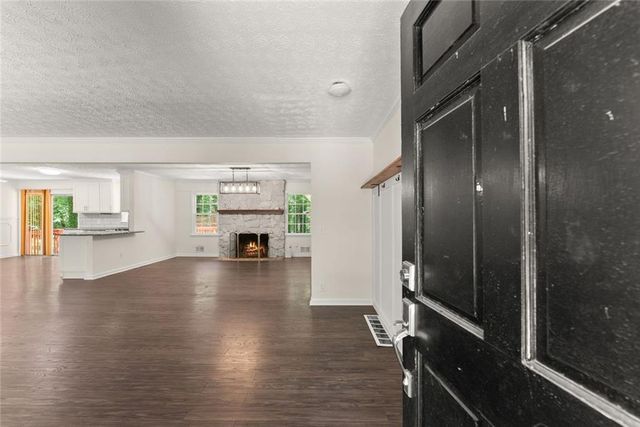 20 Pine Lake Drive, Cumming, GA 30040