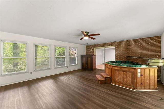 20 Pine Lake Drive, Cumming, GA 30040