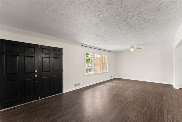 20 Pine Lake Drive, Cumming, GA 30040