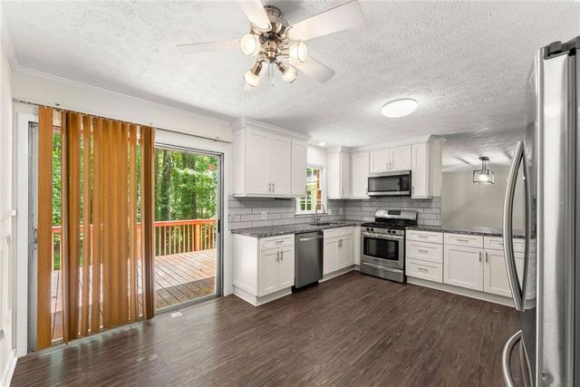 20 Pine Lake Drive, Cumming, GA 30040