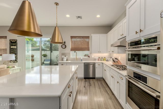 3200 N 39TH Street 3, Phoenix, AZ 85018