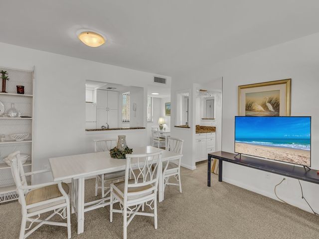 1840 Tarpon Lane D202, Vero Beach, FL 32960
