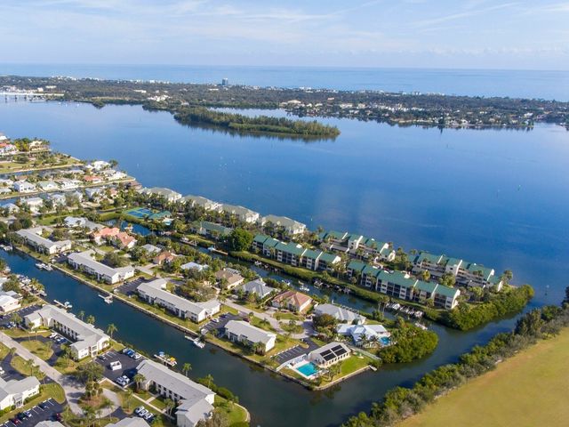 1840 Tarpon Lane D202, Vero Beach, FL 32960