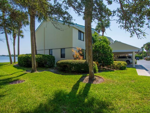 1840 Tarpon Lane D202, Vero Beach, FL 32960