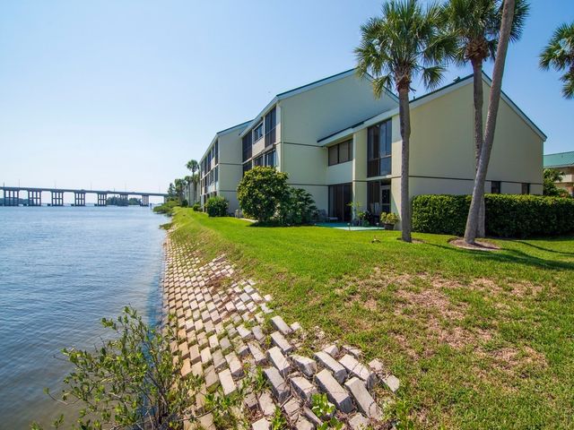 1840 Tarpon Lane D202, Vero Beach, FL 32960