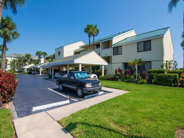 1840 Tarpon Lane D202, Vero Beach, FL 32960