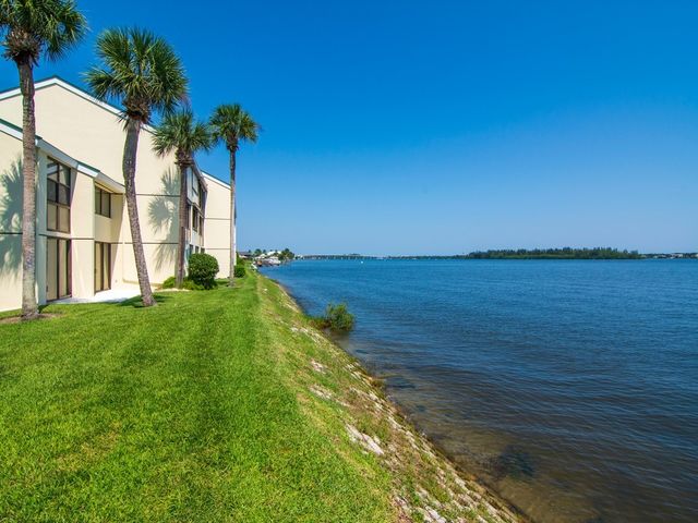 1840 Tarpon Lane D202, Vero Beach, FL 32960