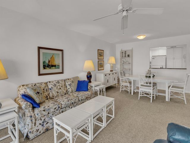 1840 Tarpon Lane D202, Vero Beach, FL 32960