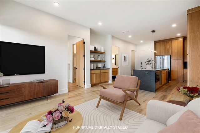 905 SE 4th Street 205, Bentonville, AR 72712