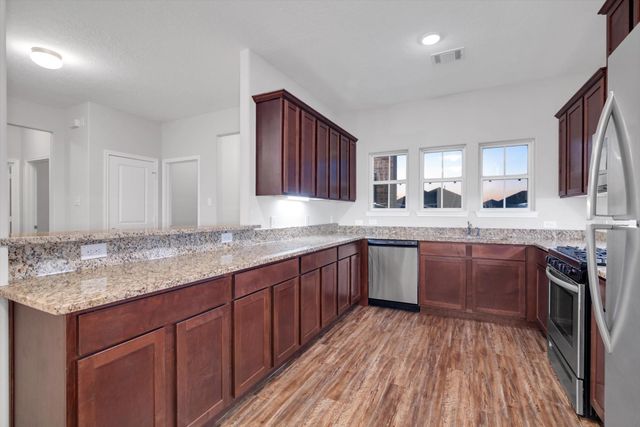 77 County Road 5102c, Cleveland, TX 77327