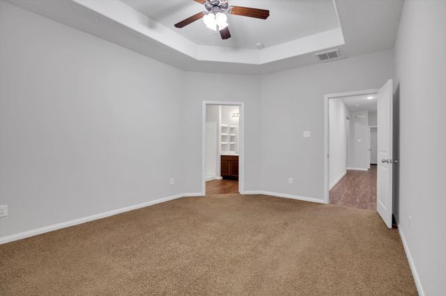 77 County Road 5102c, Cleveland, TX 77327