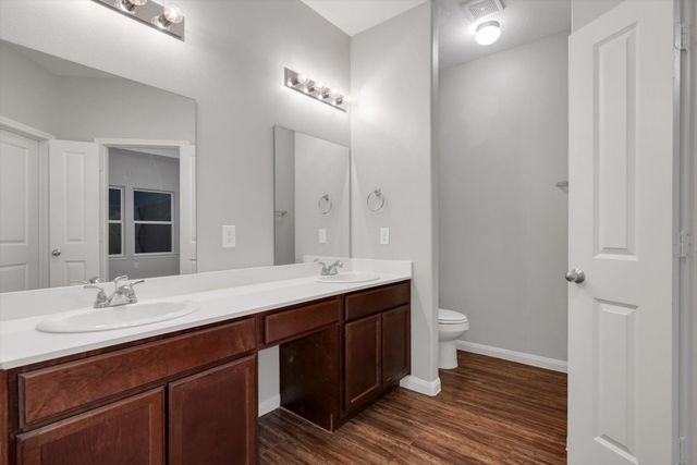 77 County Road 5102c, Cleveland, TX 77327