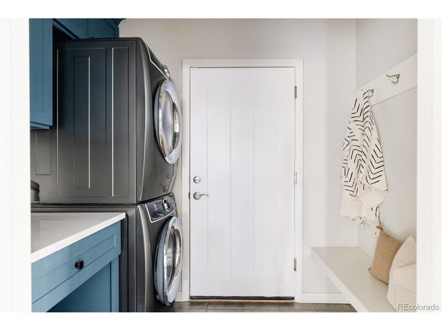 11248 E 25th Dr, Aurora, CO 80010