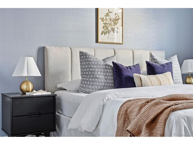 11248 E 25th Dr, Aurora, CO 80010