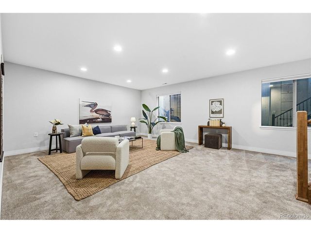 11248 E 25th Dr, Aurora, CO 80010