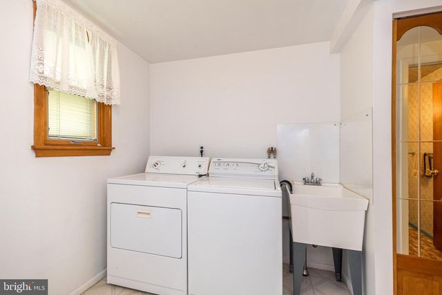 1119 NAPIER ST, Philadelphia, PA 19116