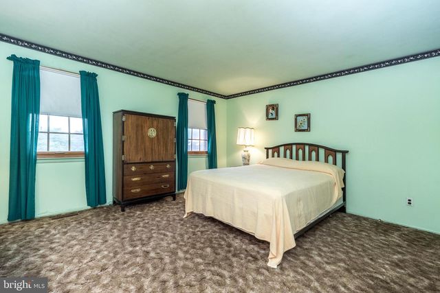 1119 NAPIER ST, Philadelphia, PA 19116
