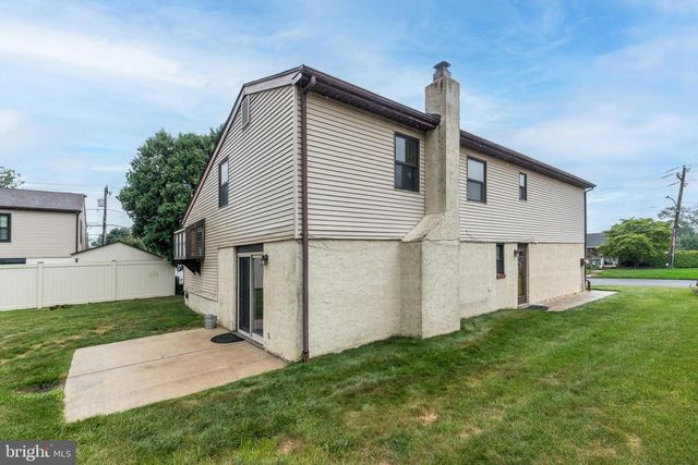 1119 NAPIER ST, Philadelphia, PA 19116