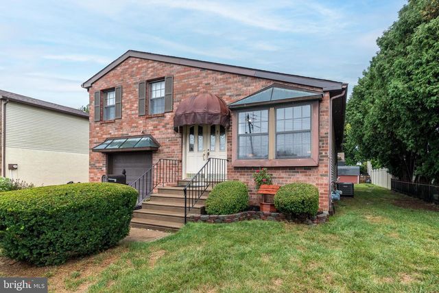 1119 NAPIER ST, Philadelphia, PA 19116