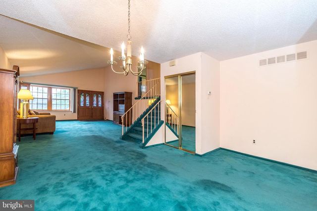 1119 NAPIER ST, Philadelphia, PA 19116