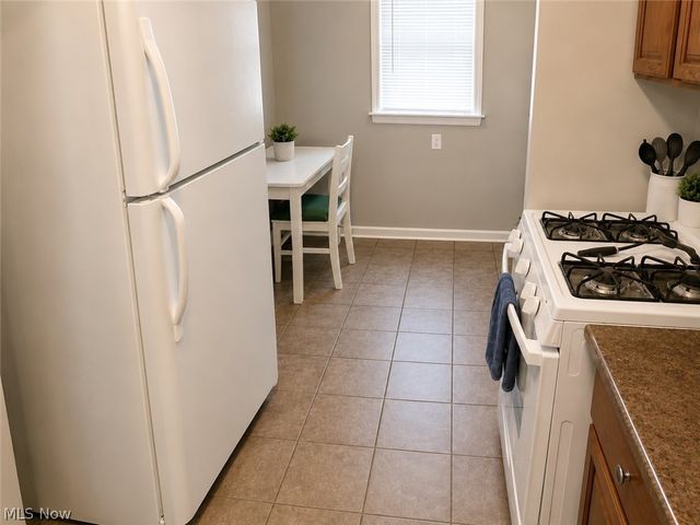 1357 E 289th Street, Wickliffe, OH 44092