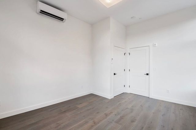 217-221 Essex Street 305, Salem, MA 01970