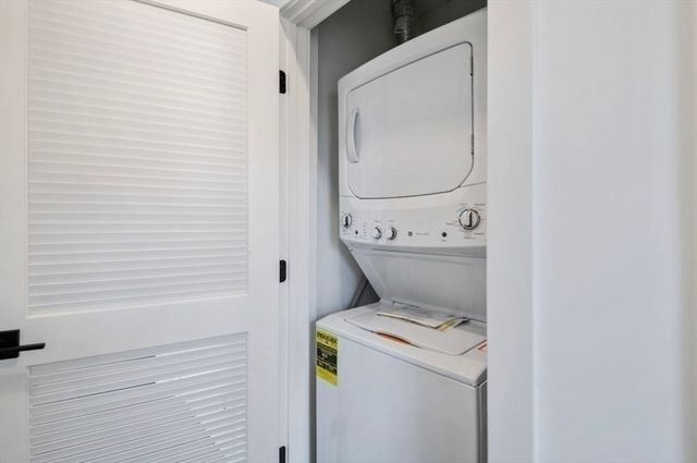 217-221 Essex Street 305, Salem, MA 01970