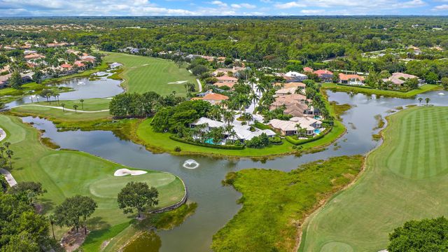 8580 Egret Lakes Lane, West Palm Beach, FL 33412
