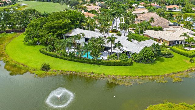 8580 Egret Lakes Lane, West Palm Beach, FL 33412