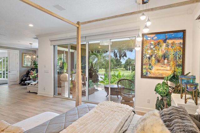 8580 Egret Lakes Lane, West Palm Beach, FL 33412