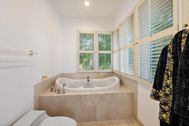 8580 Egret Lakes Lane, West Palm Beach, FL 33412
