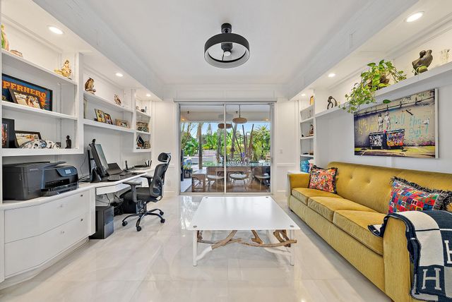 8580 Egret Lakes Lane, West Palm Beach, FL 33412