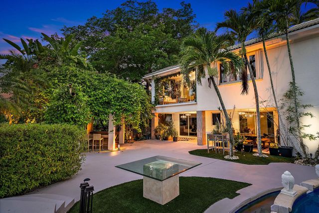 8580 Egret Lakes Lane, West Palm Beach, FL 33412