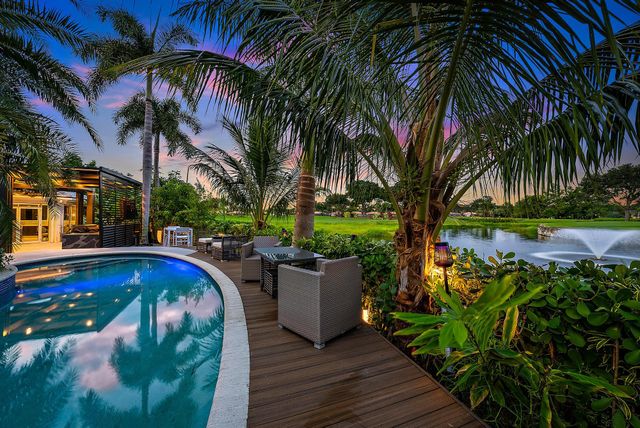 8580 Egret Lakes Lane, West Palm Beach, FL 33412