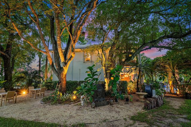 8580 Egret Lakes Lane, West Palm Beach, FL 33412
