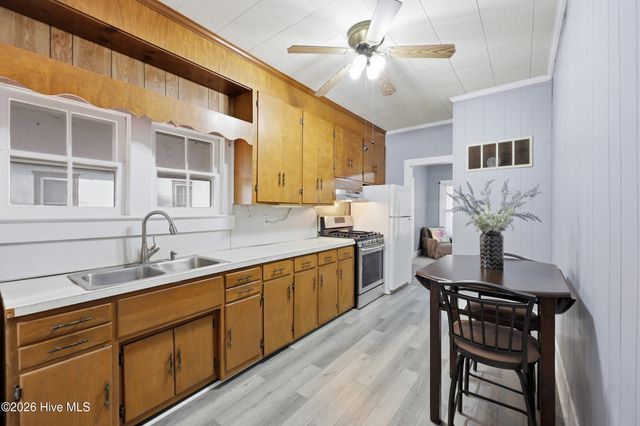 914 Johnston Street, Edenton, NC 27932