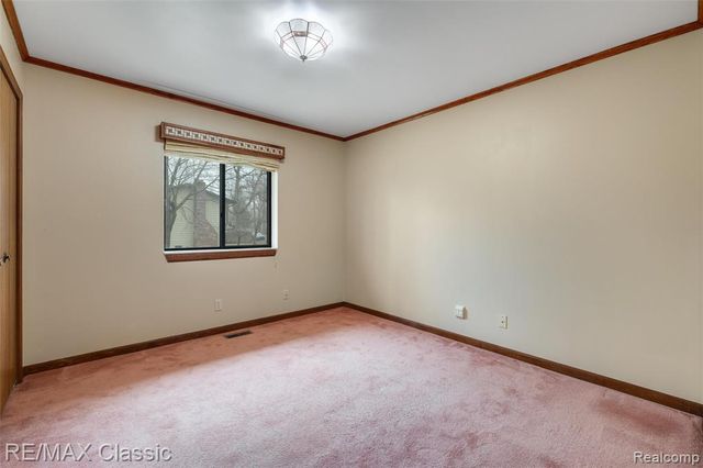 3642 Ashview Street, West Bloomfield, MI 48324