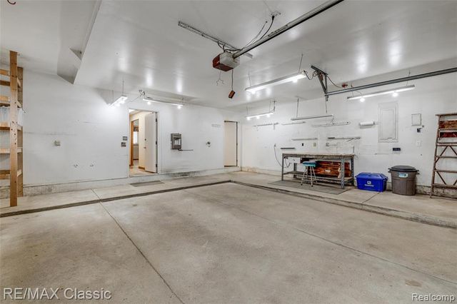 3642 Ashview Street, West Bloomfield, MI 48324