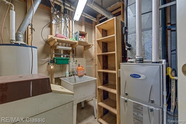 3642 Ashview Street, West Bloomfield, MI 48324