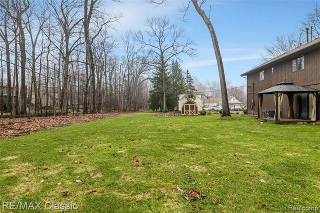 3642 Ashview Street, West Bloomfield, MI 48324