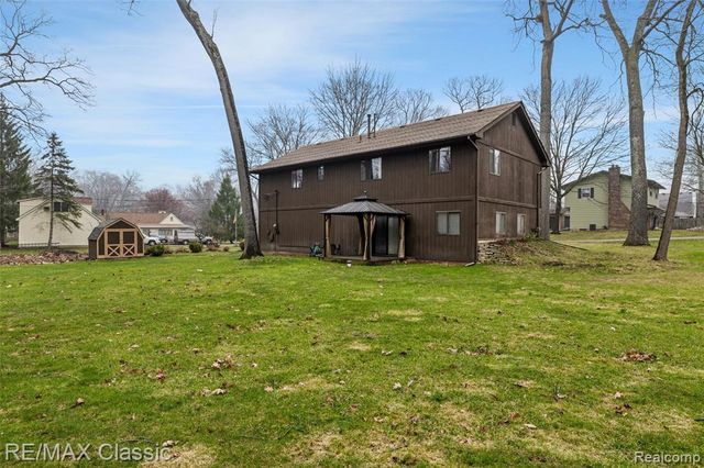 3642 Ashview Street, West Bloomfield, MI 48324
