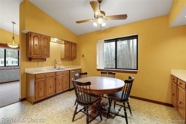 3642 Ashview Street, West Bloomfield, MI 48324