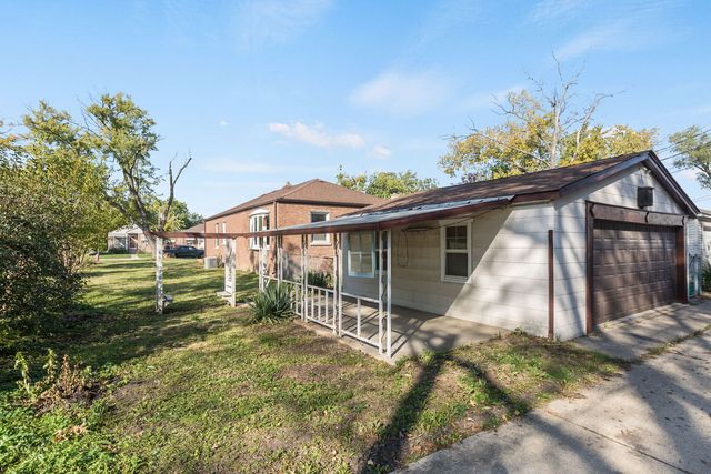 723 Balmoral Avenue, Westchester, IL 60154